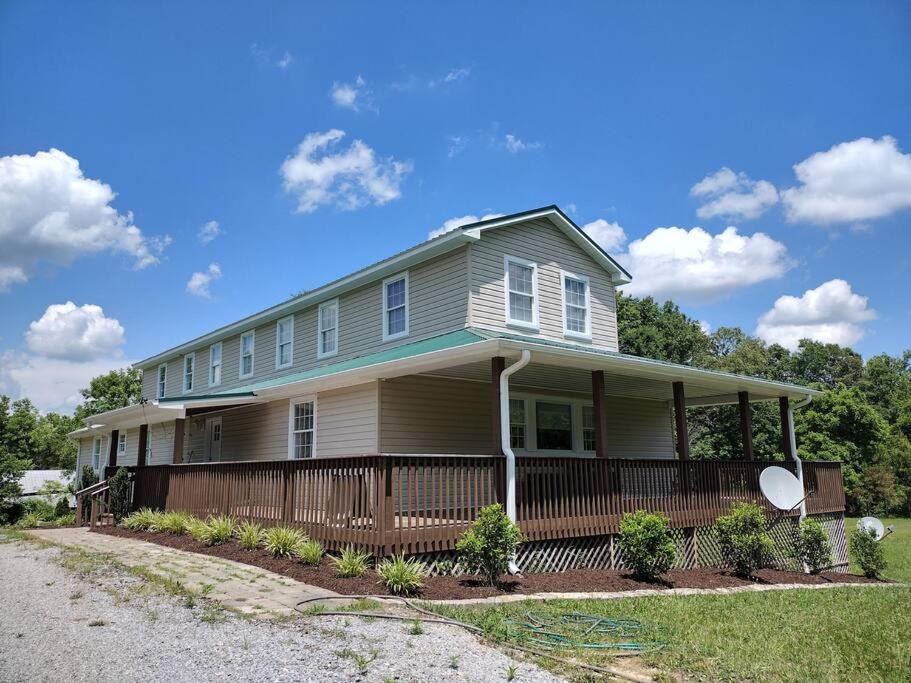 Backwoods Family Getaway! 3 Bedroom House! Yanceyville Ngoại thất bức ảnh